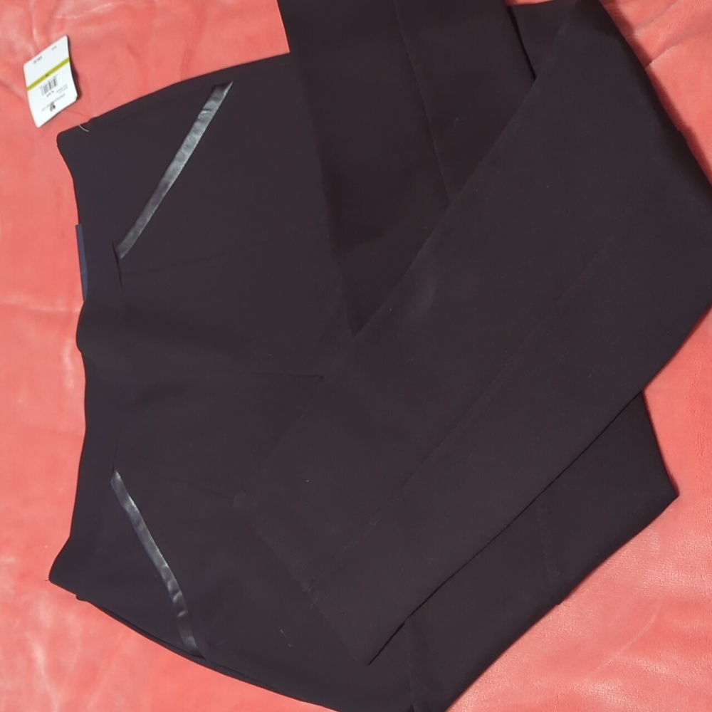 Raffaella Black Size 14 Slim Leg Pants